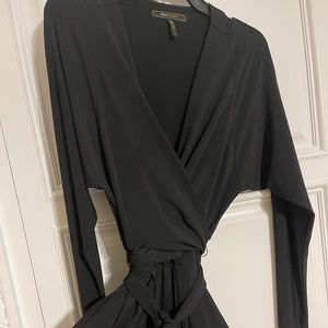 BCBG Stretchy Wrap Dress with Pockets!